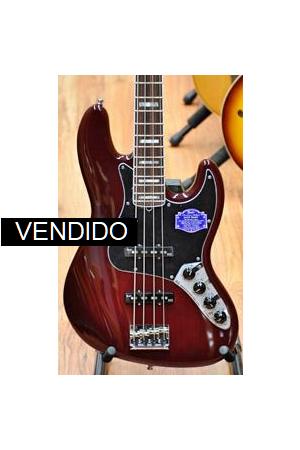 Fender Amercian Deluxe Jazz Bass Wine Red Fender Amercian Deluxe Jazz Bass Wine Red